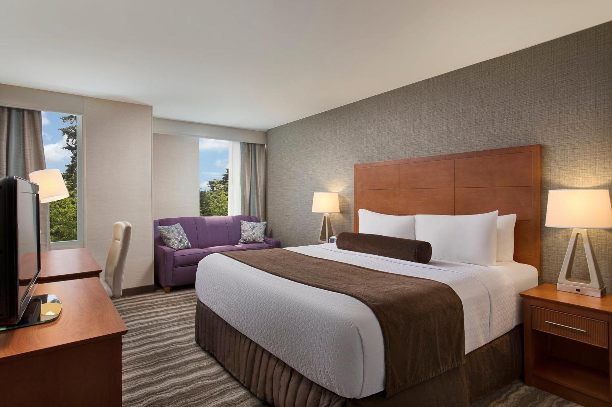 Crowne Plaza Portland - Lake Oswego, An Ihg Hotel Buitenkant foto