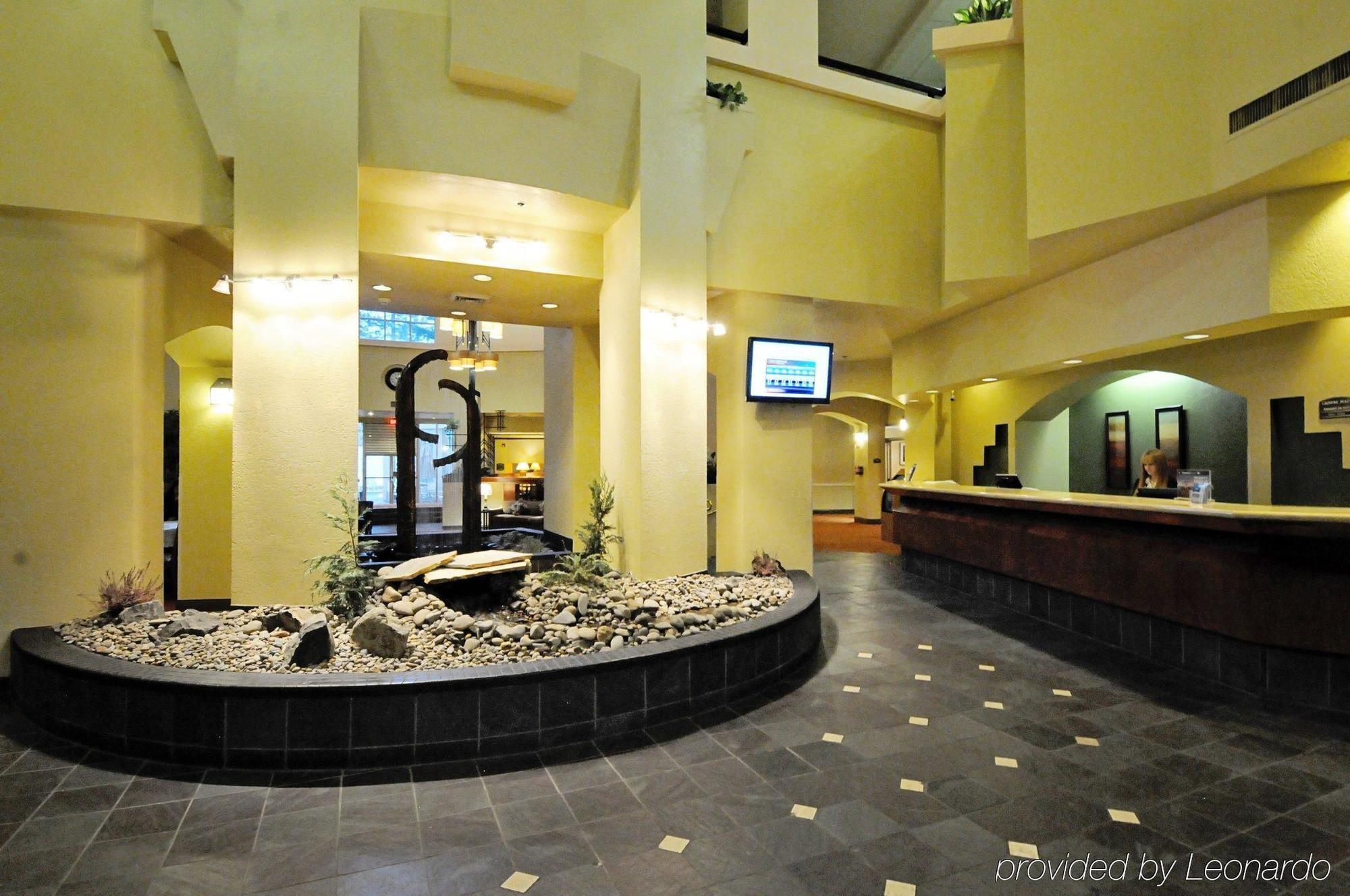 Crowne Plaza Portland - Lake Oswego, An Ihg Hotel Buitenkant foto